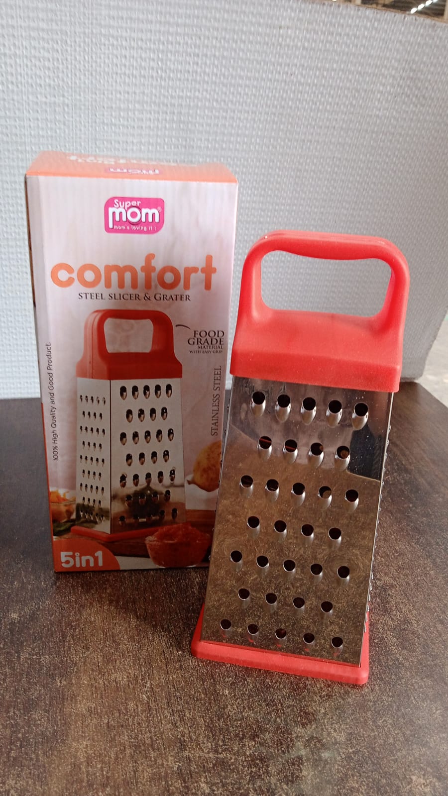 Supermom 5-in-1 Comfort Stainless Steel Grater and Slicer Supermom 5-in-1 Comfort Stainless Steel Grater and Slicer